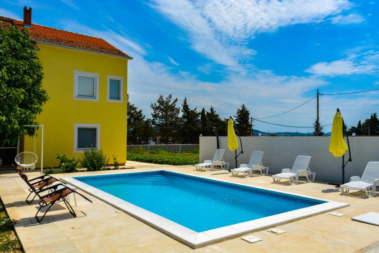 Villa Kutija Sveti Filip i Jakov Exterior foto